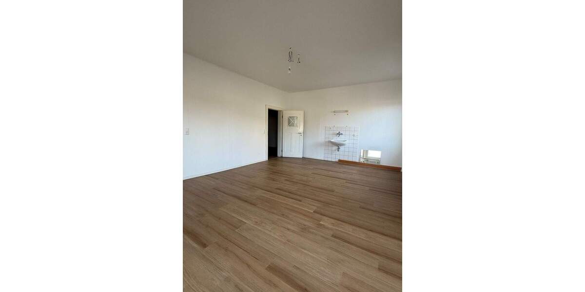 Etagenwohnung Nürtingen - 5 Zimmer, 142 m&sup2;, 2.441&euro; | Angebot:24767211