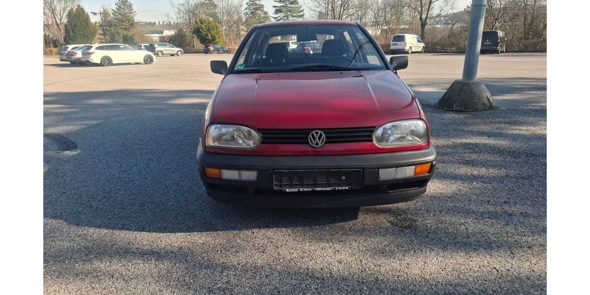 VW Golf 69.000 km 2.450 &euro; stuttgart 70469