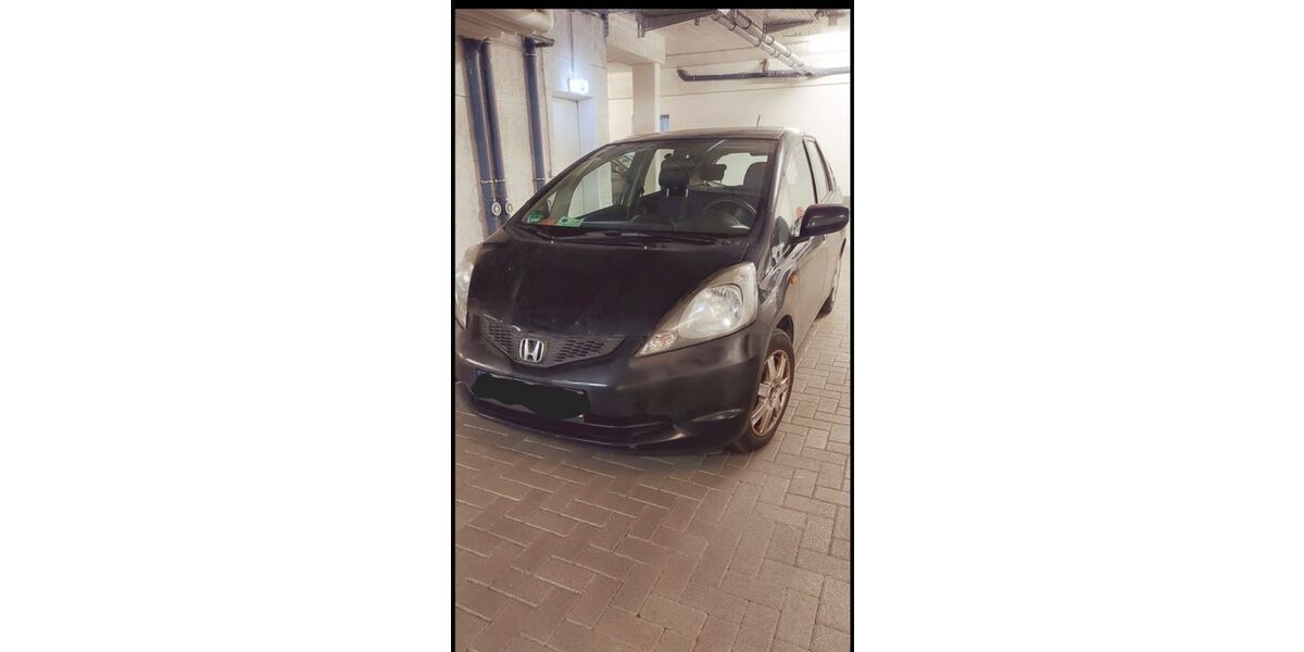 Honda Jazz 292.600 km 1.295 &euro; Stuttgart 70199