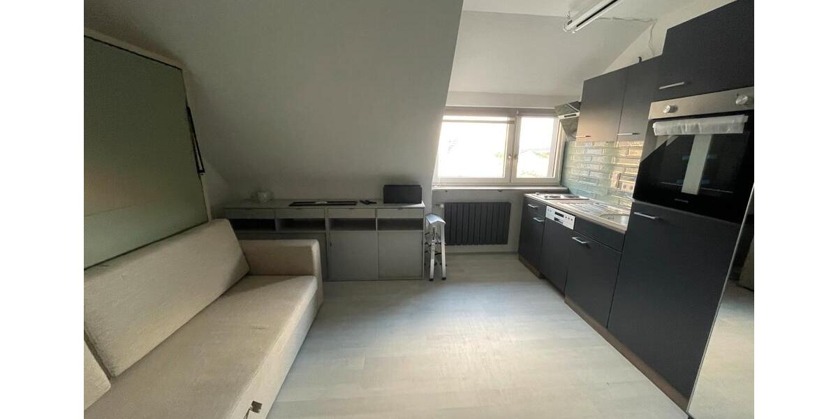 Dachgeschoßwohnung Stuttgart Hedelfingen - 1 Zimmer, 25 m&sup2;, 680&euro; | Angebot:26033411