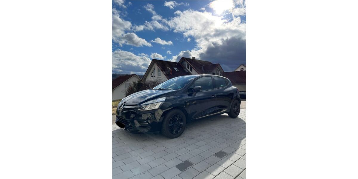 Renault Clio 153.412 km 6.800 &euro; Auenwald 71549