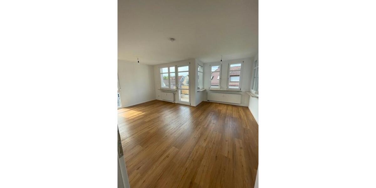 Etagenwohnung Esslingen am Neckar Hegensberg - 3 Zimmer, 73 m&sup2;, 807&euro; | Angebot:26166023