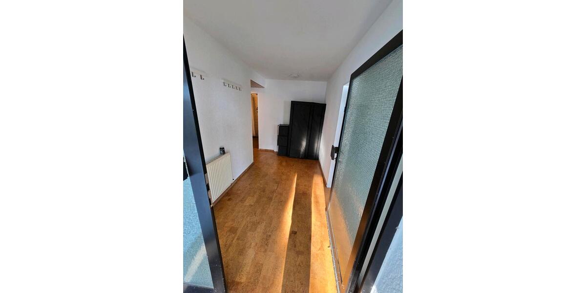 Terrassenwohnung Ludwigsburg Eglosheim - 3 Zimmer, 75 m&sup2;, 1.450&euro; | Angebot:26310122