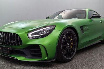 Mercedes AMG GT R
