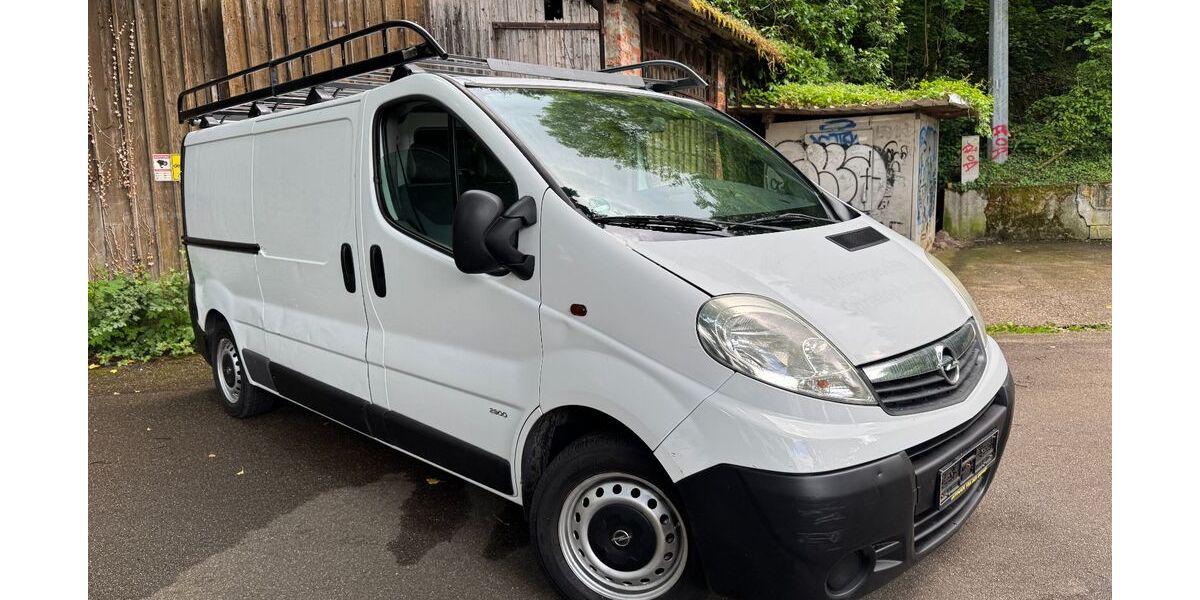 Opel Vivaro 98.000 km 7.777 &euro; Stuttgart 70186