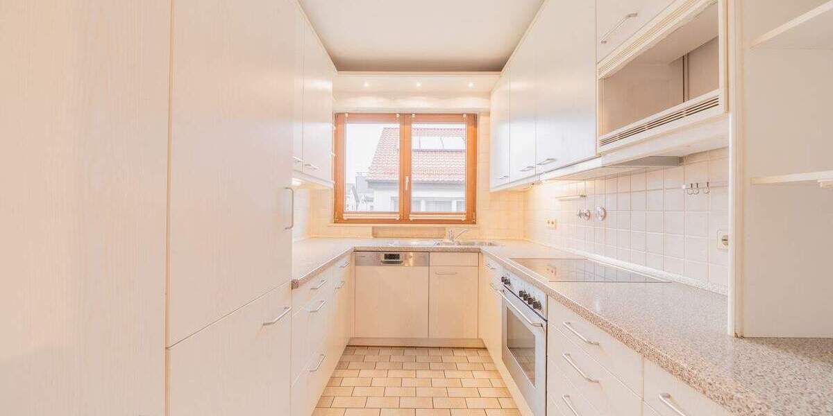 Familienglück in naturnaher Lage von Sielmingen 9 zimmer