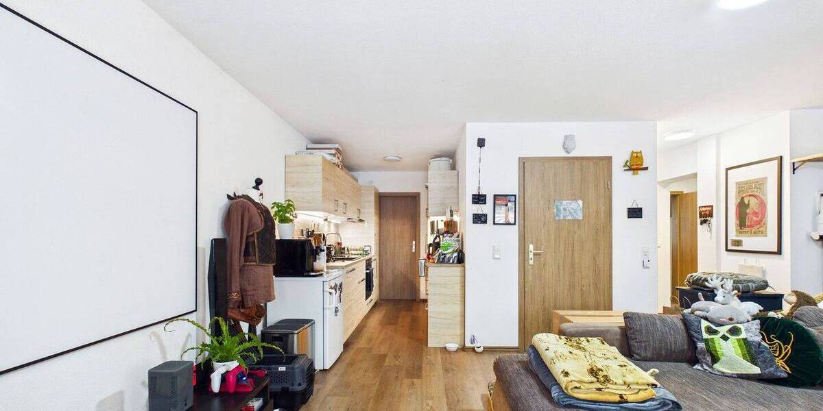 Etagenwohnung Bad-Cannstatt Bad Cannstatt - 3 Zimmer, 87 m&sup2;, 1.615&euro; | Angebot:26417581