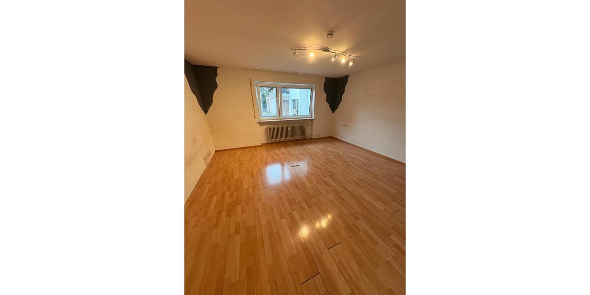 Etagenwohnung Köngen - 4.5 Zimmer, 120 m&sup2;, 390.000&euro; | Angebot:27077221