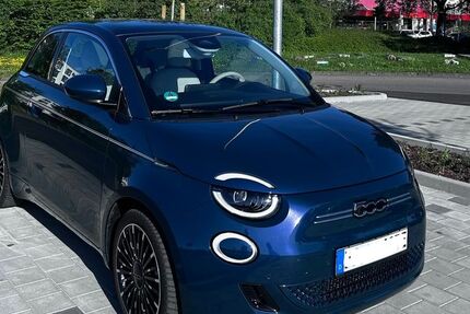 Fiat 500e 17.500 km 21.800 &euro; Schönaich 71101