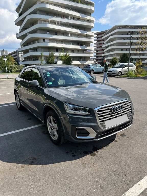 Audi Q2 134.000 km 16.999 € Esslingen 73732