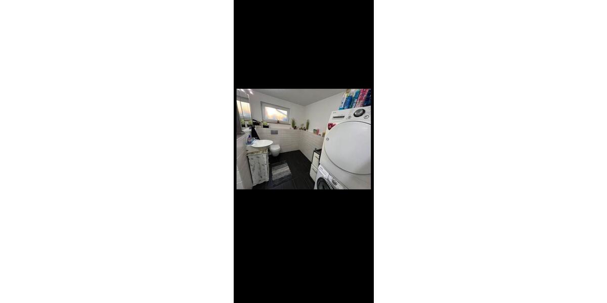 Etagenwohnung Esslingen am Neckar Oberesslingen - 4 Zimmer, 120 m&sup2;, 1.350&euro; | Angebot:26562321