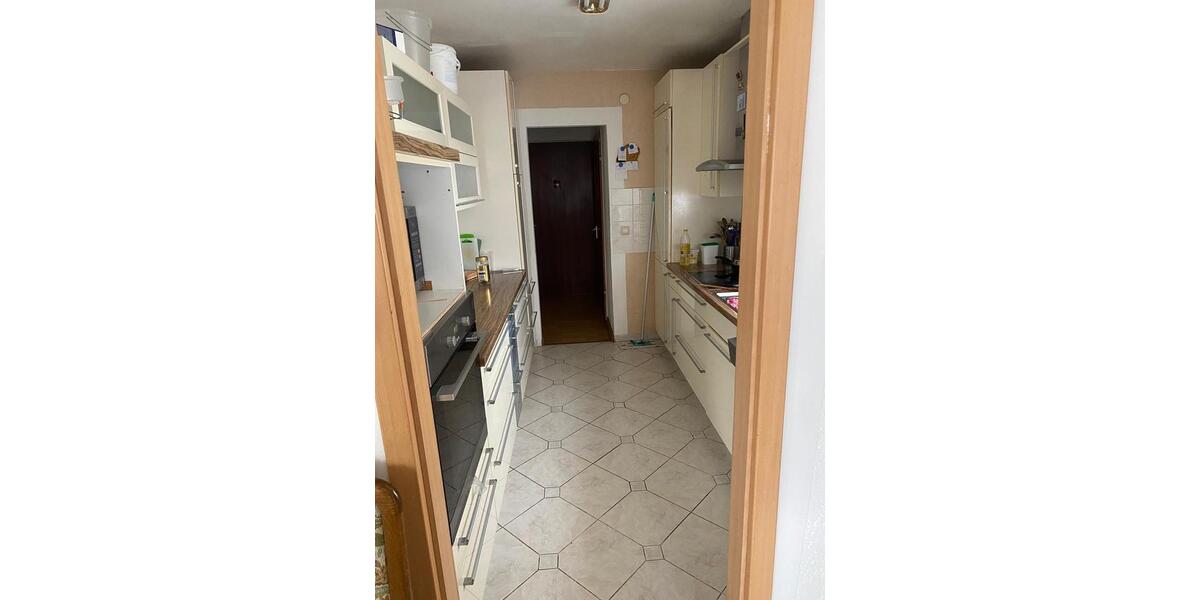 Etagenwohnung Backnang - 4.5 Zimmer, 106 m&sup2;, 350.000&euro; | Angebot:25216664