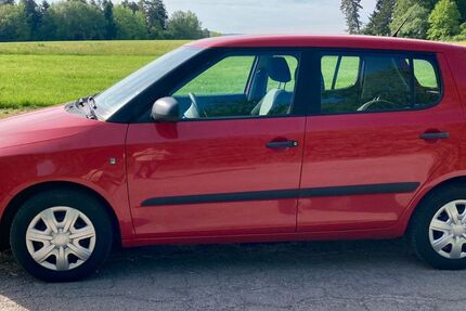 Skoda Fabia 137.000 km 2.200 &euro; Althengstett 75382