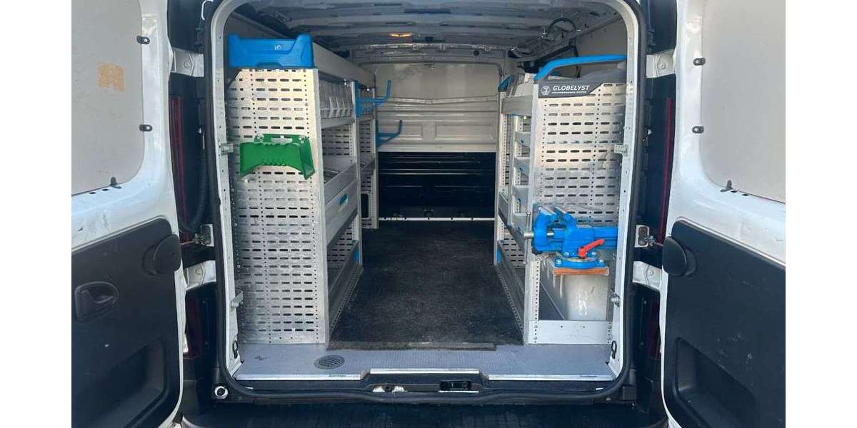 Opel Vivaro 41.879 km 16.900 &euro; Sindelfingen 71065