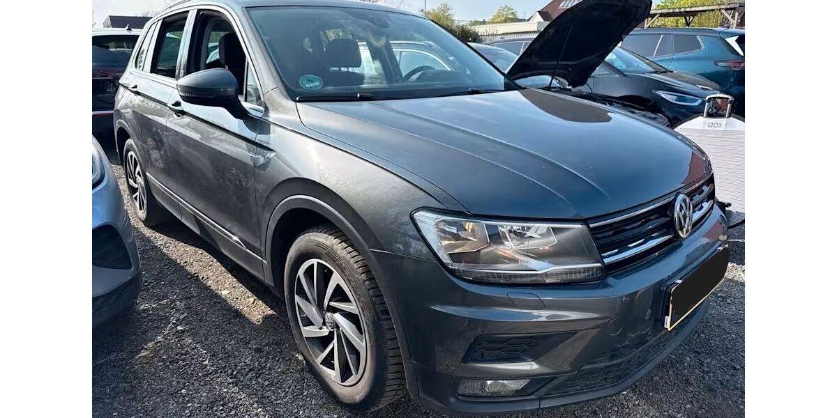 VW Tiguan 227.000 km 13.999 &euro; Ditzingen 71254