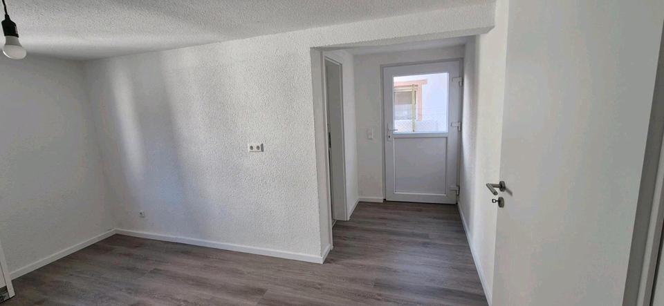 Etagenwohnung Aidlingen - 6 Zimmer, 82 m&sup2;, 1.700&euro; | Angebot:26336086