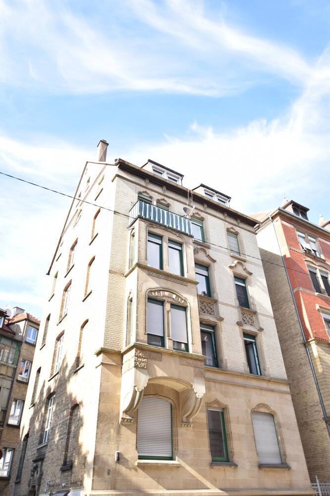 Modernisierter Altbau mit Charakter - großzügige Räume in stilvollem Ambiente