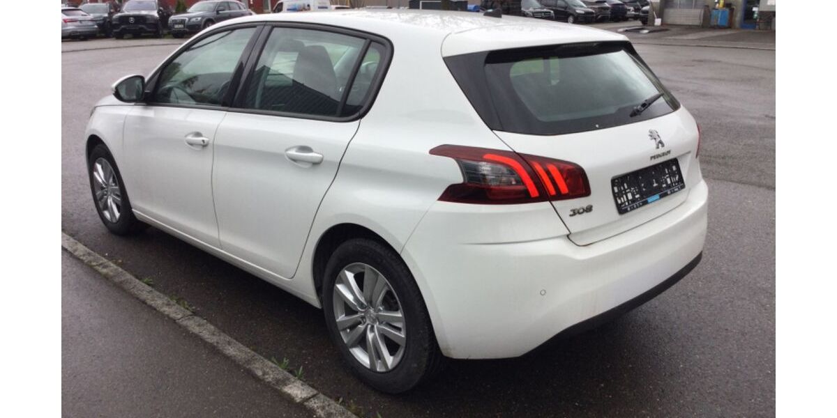 Peugeot 308 53.200 km 10.999 &euro; Metzingen 72555