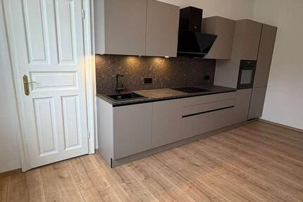 Wohnung Stuttgart Bopser - 4 Zimmer, 105 m&sup2;, 1.500&euro; | Angebot:25923475