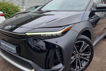 Toyota bZ4X 11.425 km 33.500 € Nürtingen 72622