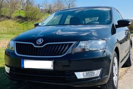 Skoda Rapid 63.000 km 9.900 &euro; Leutenbach 71397