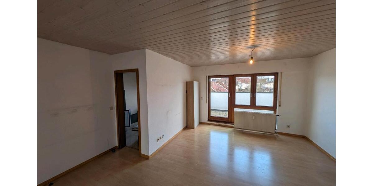 Dachgeschoßwohnung Stuttgart Stuttgart-West - 3 Zimmer, 76 m&sup2;, 950&euro; | Angebot:25174543