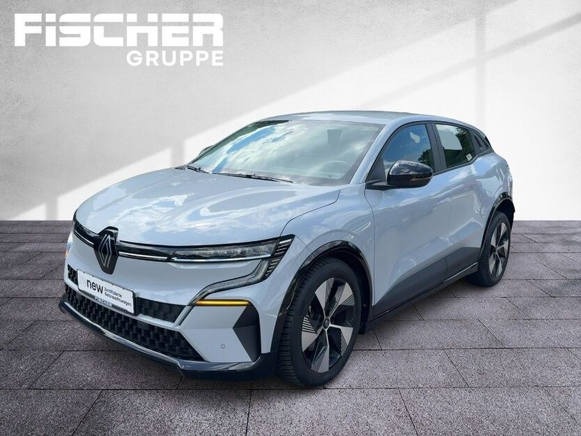 Renault Megane E-TECH 11.363 km 25.790 € Esslingen 73734