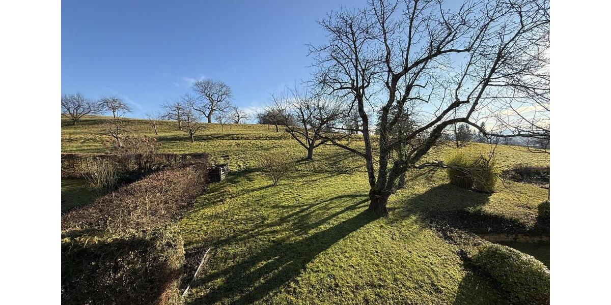 Einfamilienhaus Nürtingen - 5.5 Zimmer, 175 m&sup2;, 2.700&euro; | Angebot:24571134