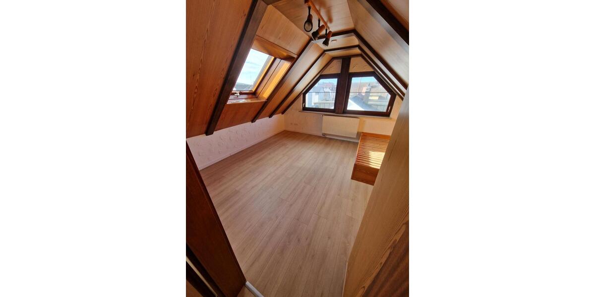 Maisonettenwohnung Fellbach - 4.5 Zimmer, 111 m&sup2;, 1.899&euro; | Angebot:26323354
