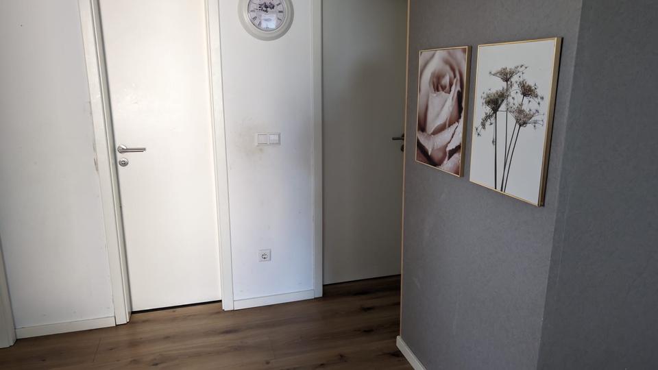 Etagenwohnung Leonberg - 4 Zimmer, 86 m&sup2;, 1.350&euro; | Angebot:26271069