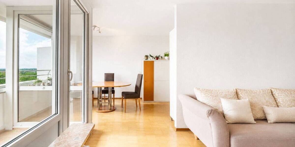 Etagenwohnung Stuttgart Asemwald - 3 Zimmer, 80 m&sup2;, 219.000&euro; | Angebot:26851457