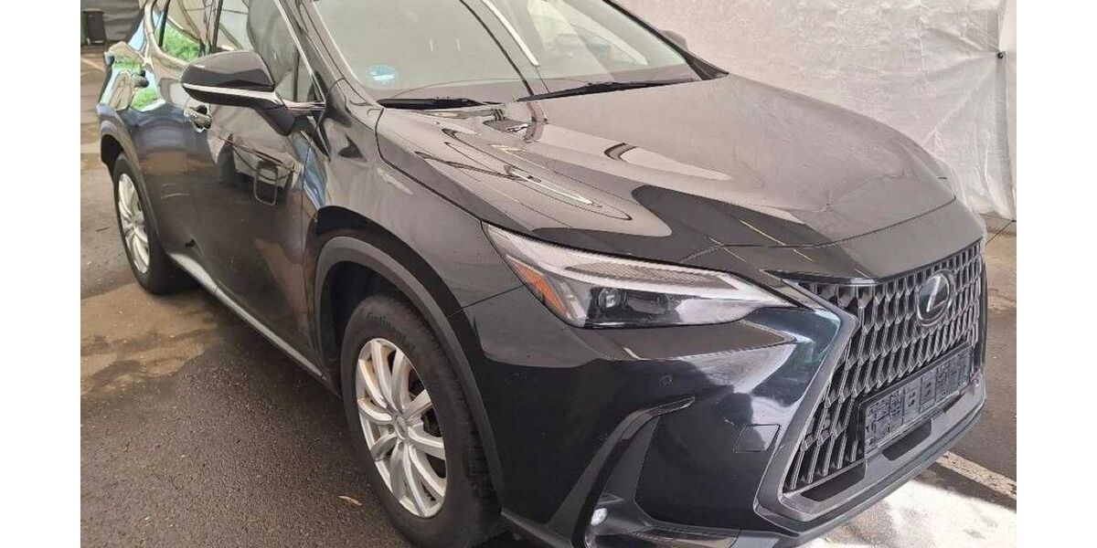 Lexus NX 350h 123.000 km 32.999 &euro; Ditzingen 71254