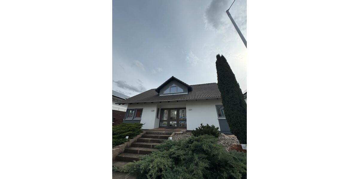 Einfamilienhaus Stuttgart Mühlhausen - 4 Zimmer, 160 m&sup2;, 390.000&euro; | Angebot:26071644