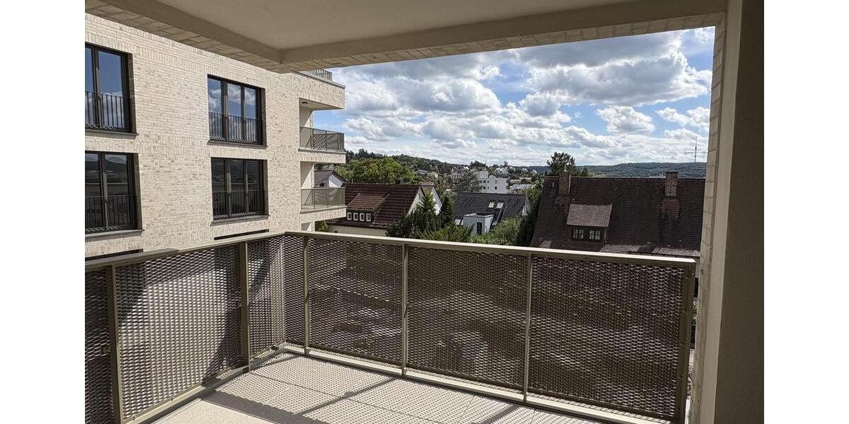 Dachgeschoßwohnung Leonberg - 3 Zimmer, 80 m&sup2;, 1.691&euro; | Angebot:23643520