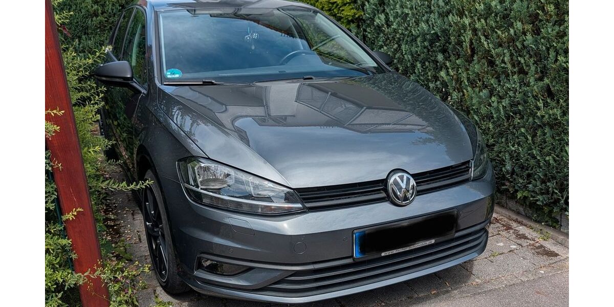 VW Golf 105.000 km 13.200 &euro; Stuttgart 70378