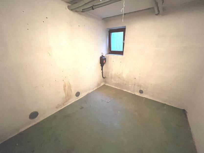 Doppelhaushälfte in ruhiger Ortsrandlage.
