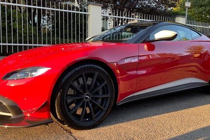 Aston Martin V8 Vantage 11.500 km 134.800 € Böblingen 71034