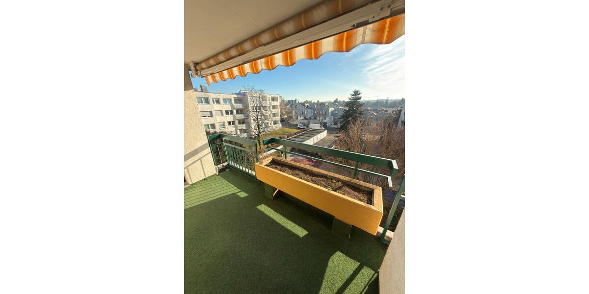 3,5 Zimmer Wohnung in Eglosheim zu vermieten (WG Möglich) 3.5 zimmer