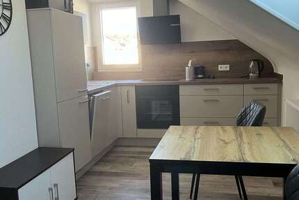 Zimmer Großbettlingen - 2 Zimmer, 1.200&euro; | Angebot:27363743