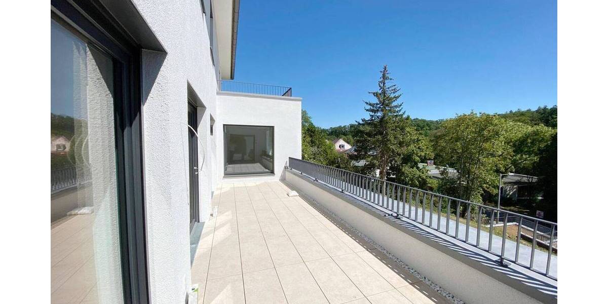 Etagenwohnung Stuttgart Botnang - 5 Zimmer, 235 m&sup2;, 3.725&euro; | Angebot:26129497