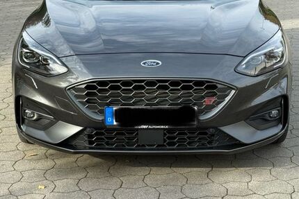 Ford Focus 40.000 km 26.500 € Ludwigsburg 71642