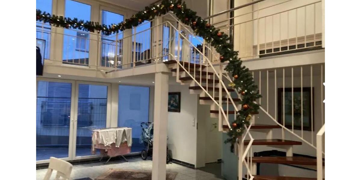 Einfamilienhaus Stuttgart Sillenbuch - 5 Zimmer, 213 m&sup2;, 680.000&euro; | Angebot:25145943