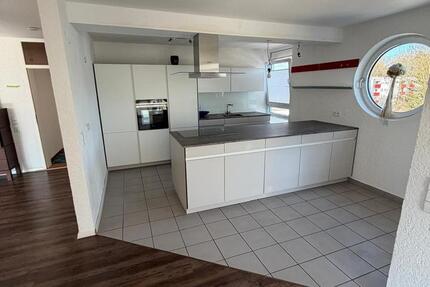 Wohnung Bietigheim-Bissingen Bissingen - 4 Zimmer, 147 m&sup2;, 2.200&euro; | Angebot:25385646