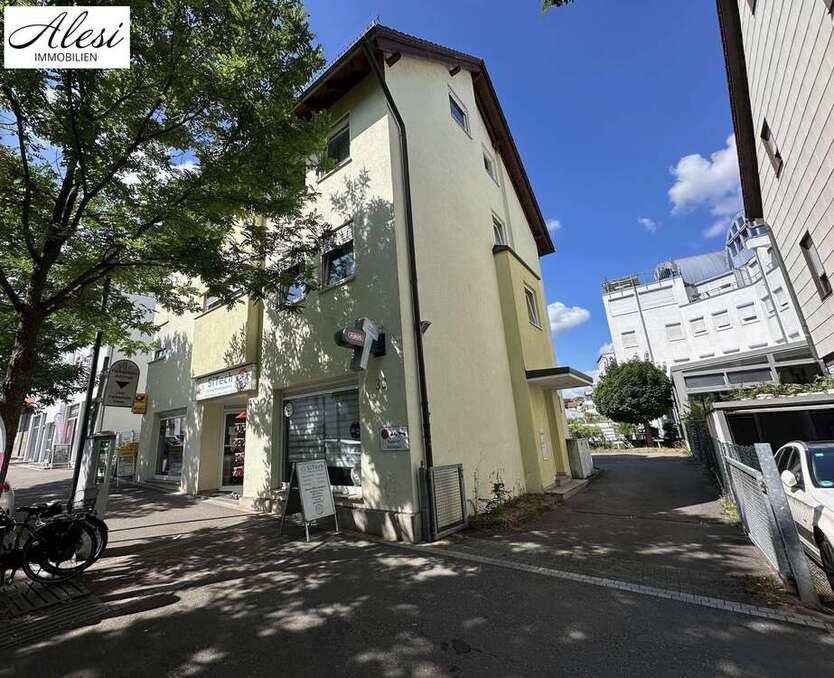 Haus zum Kaufen in Waiblingen 1.350.000 € 329 m² 7 zimmer