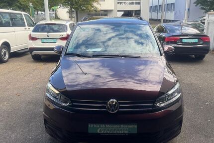 VW Touran 28.368 km 17.999 &euro; Esslingen am Neckar 73733