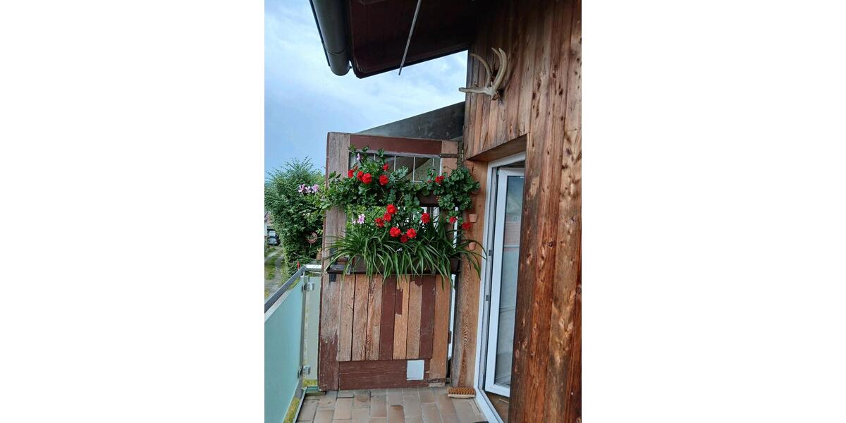 Doppelhaushälfte Neckartenzlingen - 3 Zimmer, 63 m&sup2;, 135.000&euro; | Angebot:26223036