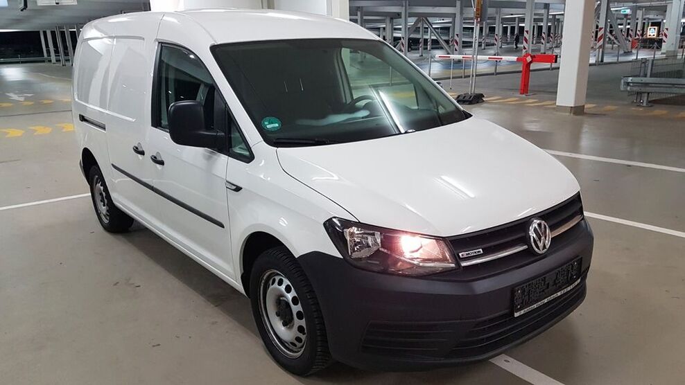 VW Caddy 86.500 km 17.600 € Esslingen am Neckar 73733
