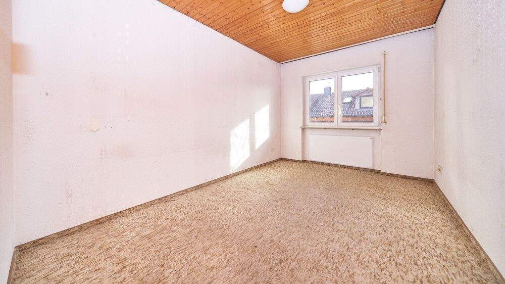 Bungalow Vaihingen an der Enz / Roßwag Roßwag - 7 Zimmer, 208 m&sup2;, 599.000&euro; | Angebot:25697225