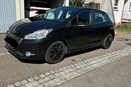Peugeot 208 142.000 km 3.300 &euro; Weil der Stadt 71263