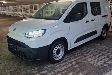 Toyota Proace City 47.000 km 20.850 &euro; Böblingen 71032